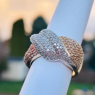 TN198  14k Tri Tone Gold Pave Diamonds Ring