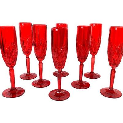 JAKA235 Ruby Red Waterford Crystal Brookside Champagne Flutes	8 Red Fluted Champagne with the Brookside pattern. By Waterford Crystal.
