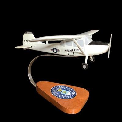 JAKA623 Collectors Choice War Plane	Model of Cessna 182R aircraft with U.S.A.F. Emblem 
