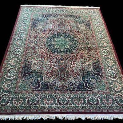 JAKA648 Large Cairo Wine And Forest Green Rug	Beautiful coloring and design. 12 feet includes fringe in measurement. 

