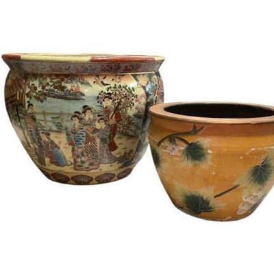 JAKA656 Chinese Pottery Assortment	The medium pot appears to be hand painted with texture, with fish design inside
