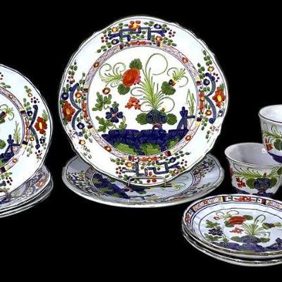 JAKA207 Vintage Garofano Faenza Dishes	Blue Carnation, hand painted, made in Italy Garofano Faenza dishes.
