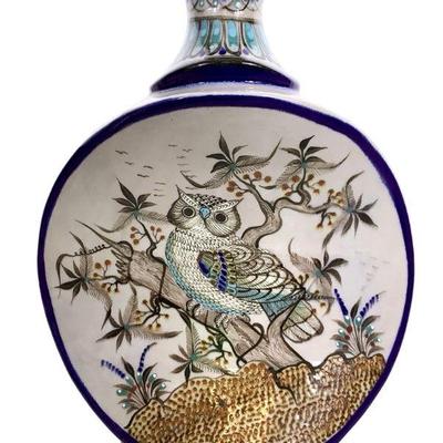 JAKA210 Mexican Tonala Signed Vase	Signed McHale made in Mexico.

