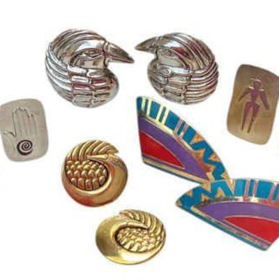 JAKA716 Laurel Burch Clip On Earrings	Five in total
