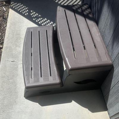 steps  for hot tub
