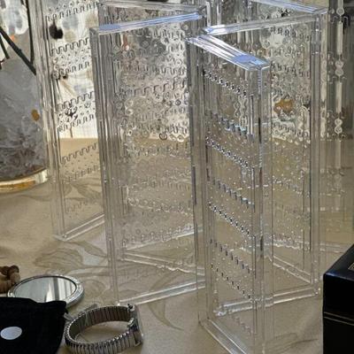 jewelry storage for necklaces and bracelets