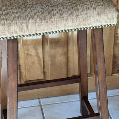 2 bar stools match chairs