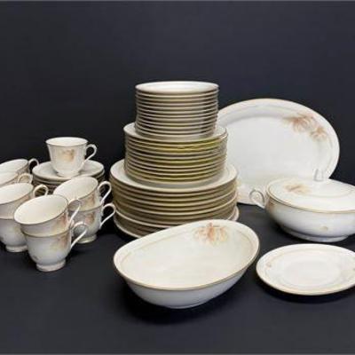 Discontinued Noritake Devotion China Collection .jpg