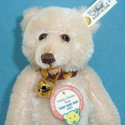 Steiff bear and other Steiff 