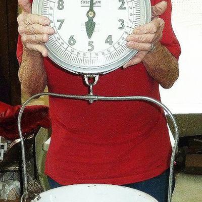 Jacob's hanging produce scale
