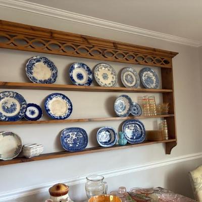 collectable porcelain Delftware