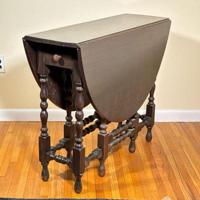 English Drop-Leaf Table - 1 of 2 | Antique (1920s) English (William & Mary/Jacobean) style drop-leaf table with drawer. With Leaves:...