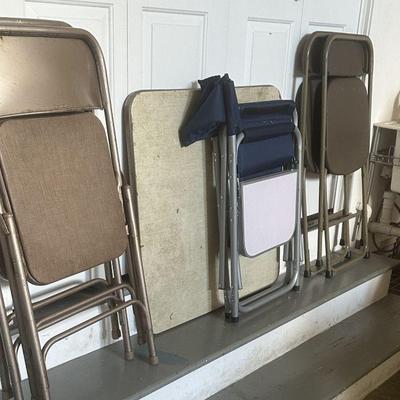 Card table and folding chairs