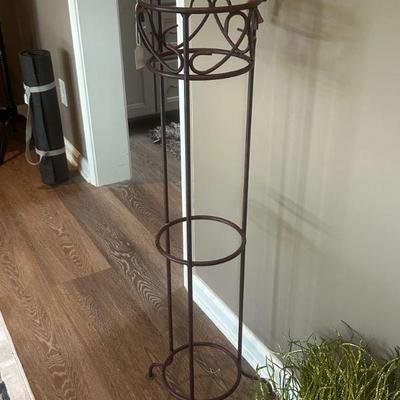 Metal stand