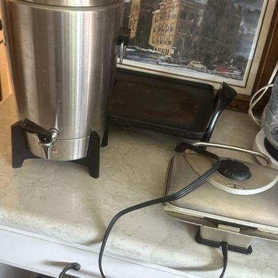 Sale Photo Thumbnail #6: Large cup percolator