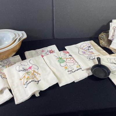 Pyrex Mixing Bowls And More!