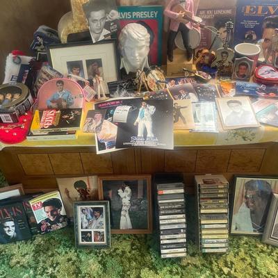 Elvis Collectibles: Lot 5