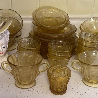 Vintage Yellow Depression Glass 