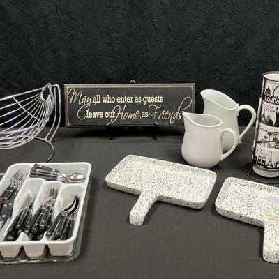 Ct737 kitchen necessities