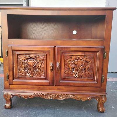 Ct855 wooden 2 door tv stand
