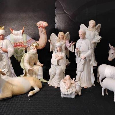 Ct932v vintage nativity set by artist cybis