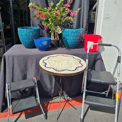 Ct903 table step stool, pots and more
