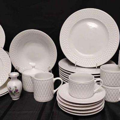 Ct771 white dinner set