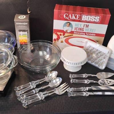 Ct909 baking with cake boss
