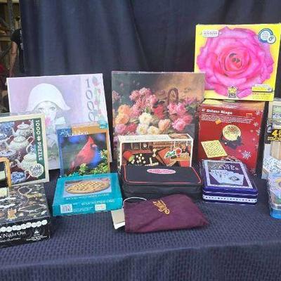 Ct935 puzzle and game lot