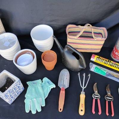 Ct988 gardening lot