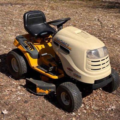 Cub Cadet Series 1000 Lawn Mower
