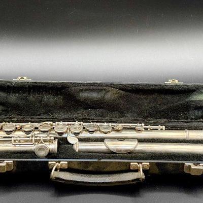 Bundy Flute With Case
