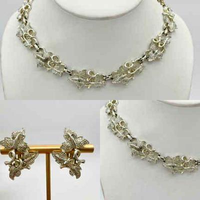Vintage Sarah Coventry Necklace & Clip On Earrings

