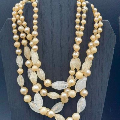 Lovely Vintage Beaded Necklace Stamped “Japan”
