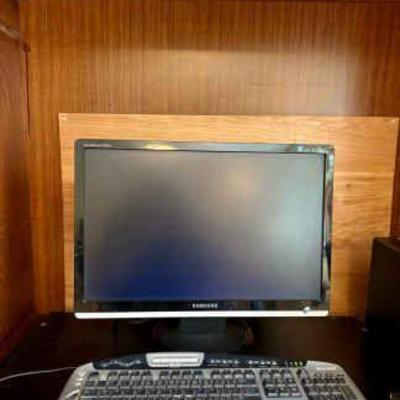 Samsung SyncMaster 226bw Monitor
