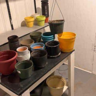Mix Of Planter Pots Lot
