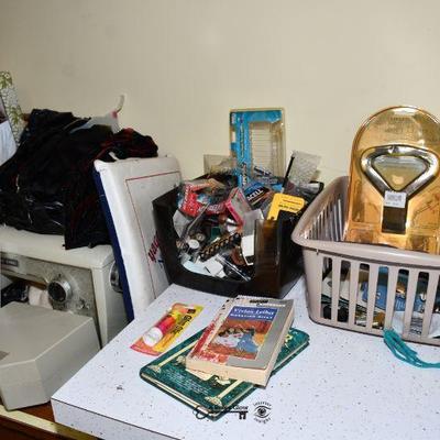 7 laundry room 25)