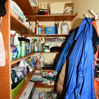 7 laundry room 4)
