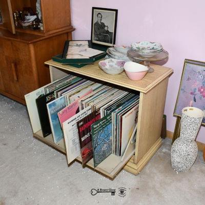 03 family room 134)