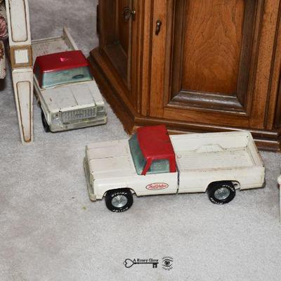 03 family room 141)