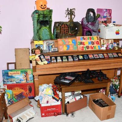 03 family room 81)