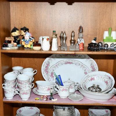 03 family room 104)