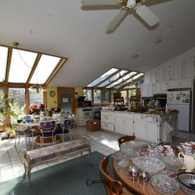 02 kitchen 3)