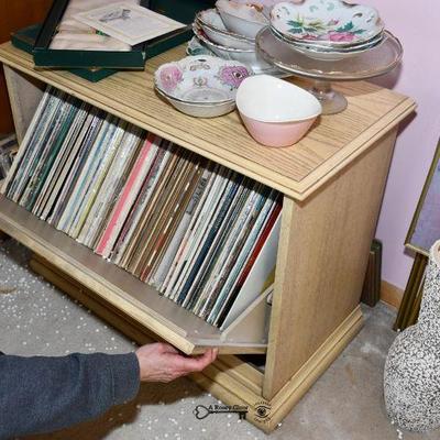03 family room 136)