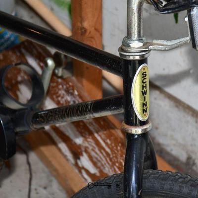 12 garage 33)