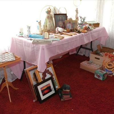 052 living room