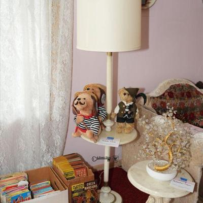 056 living room