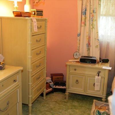 551 bedroom a
