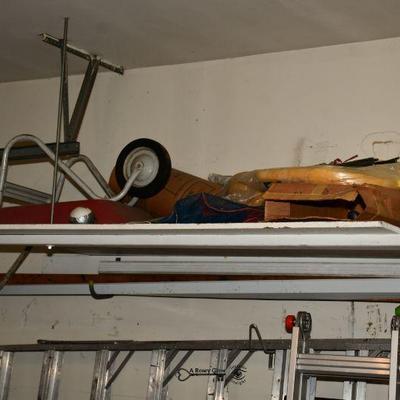 Garage 54)