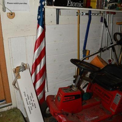 Garage 60)